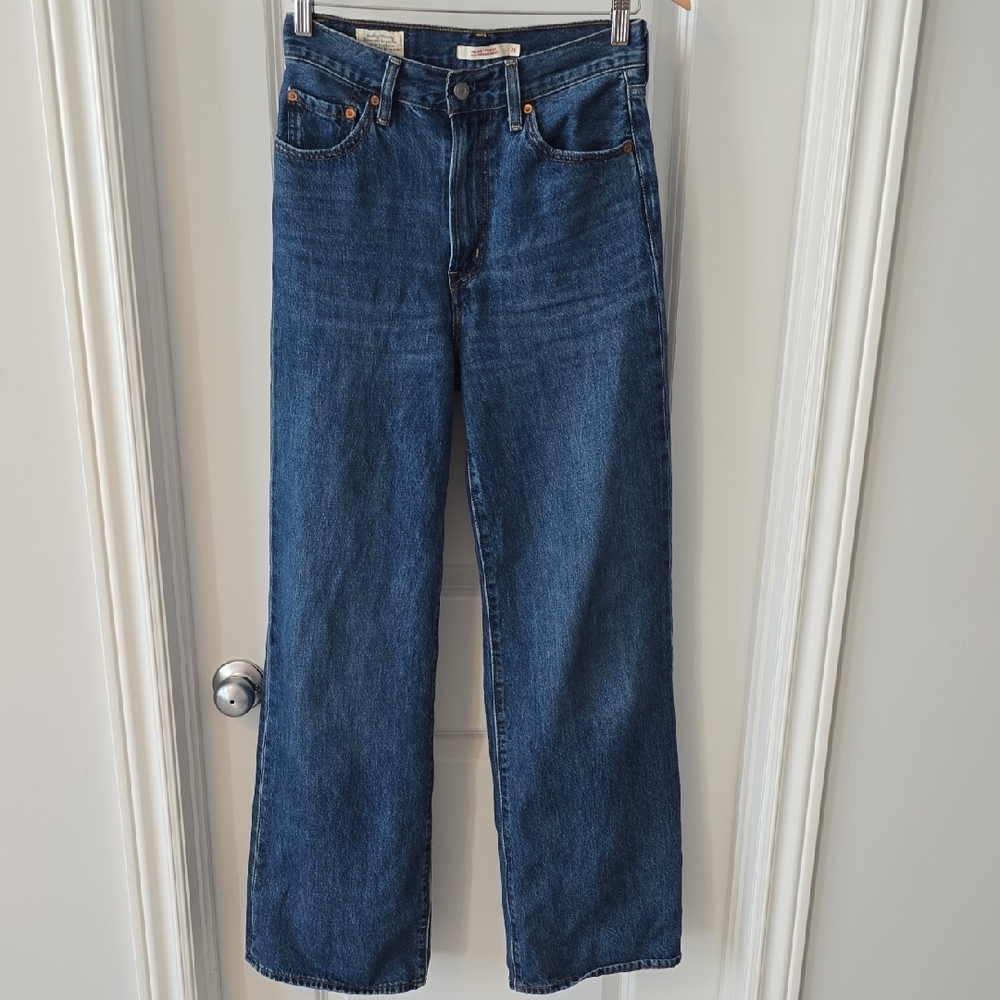 Levi's Ribcage Straight Leg Blue Jeans